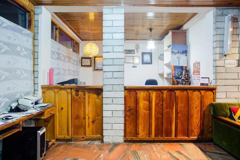 Hotel Manali Continental Εξωτερικό φωτογραφία